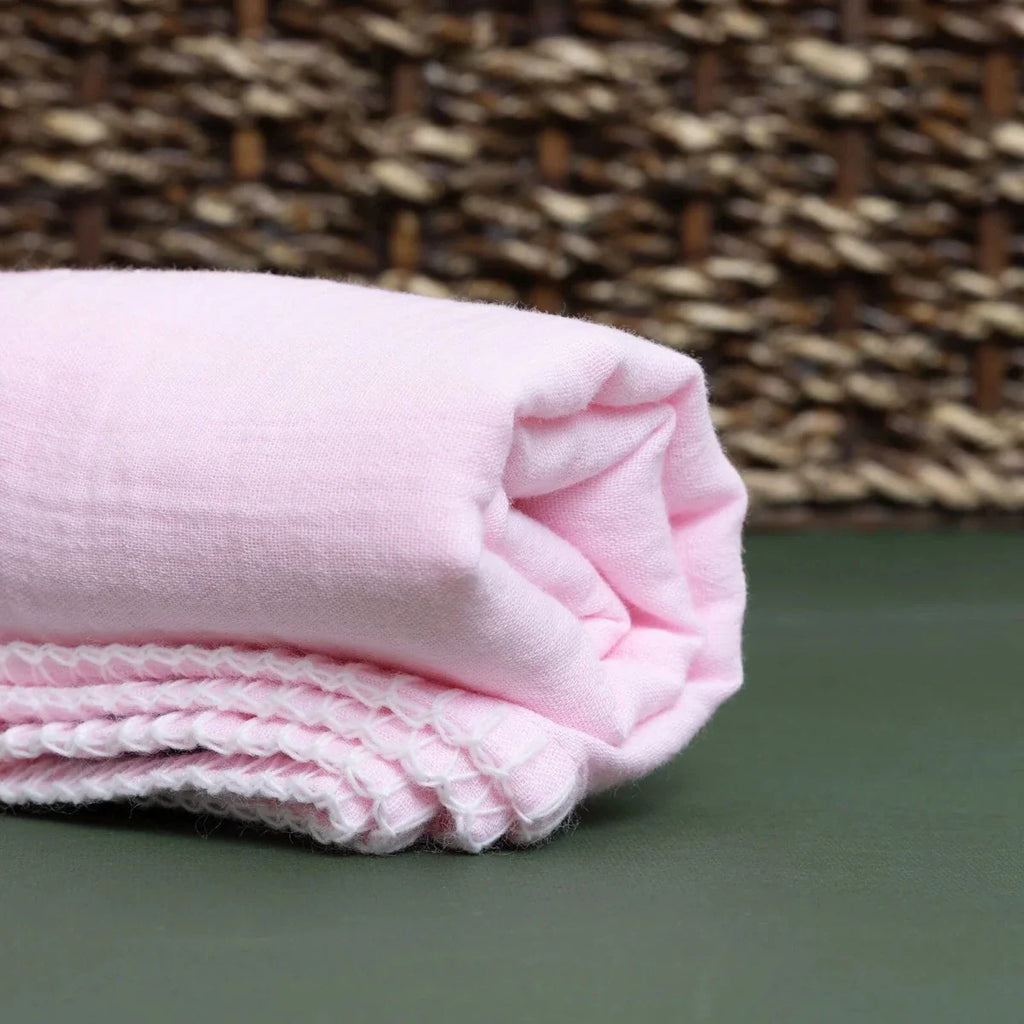 Mollia Unisex Muslin Blanket - Pink